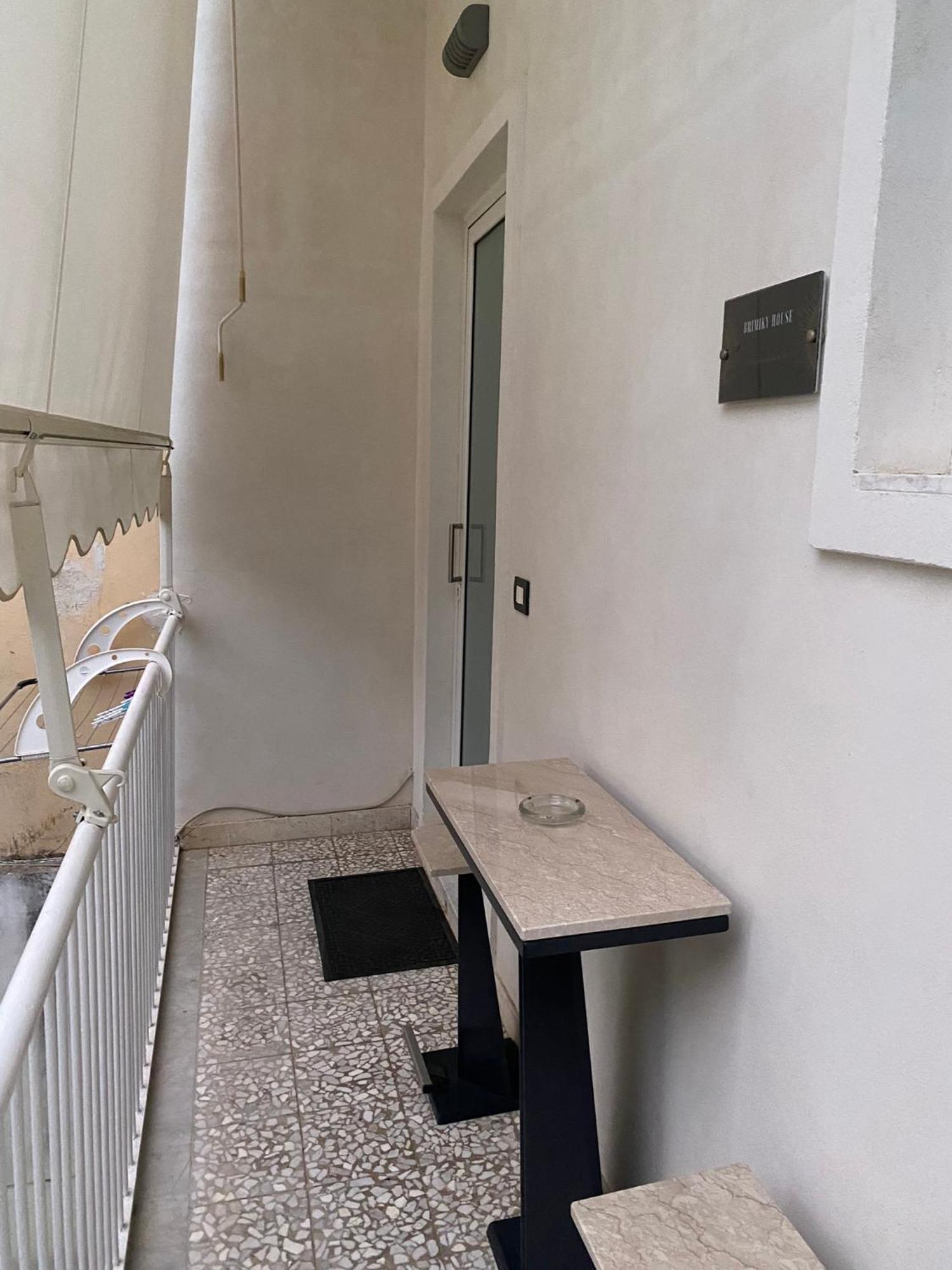 Brimiky House Apartment